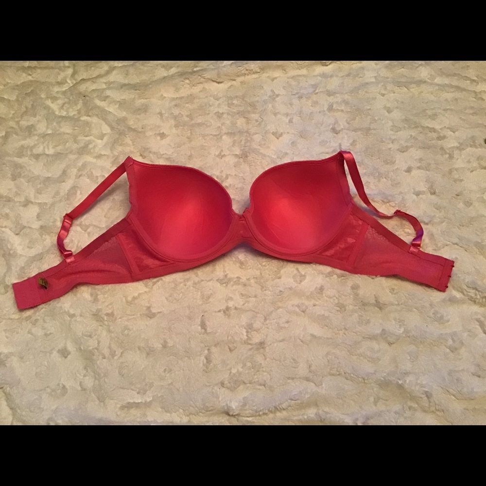 QT Intimates Underwire Bra - Picture 3 of 4